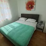 Apartment Valter Frankovic *